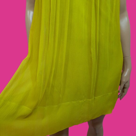 Y2K BCBG Chartreuse Green Silk Dress Size 2 Beaded Flowy Sleeveless Above Knee - Picture 2 of 7